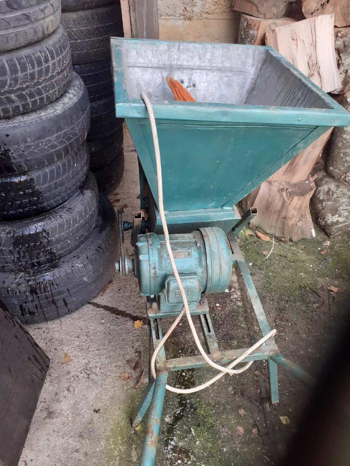 https://api.seljak.me/api/storage/posts/tp1gH0WqjZiiLpioPOSf.jpg